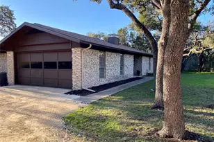 9848 Weir Loop Circle, Austin, TX 78736 - Photo 4