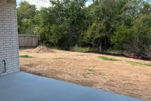 316 Belanger Cyn Dr, Liberty Hill, TX 78642 - Photo 4