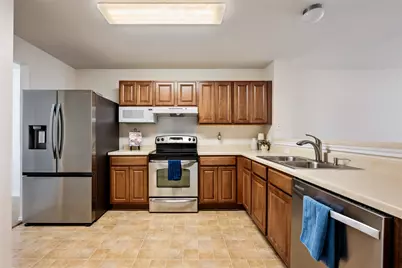 311 Phillips Street, Hutto, TX 78634 - Photo 8