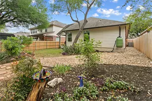 2208 Petrified Forest Dr, Austin, TX 78747 - Photo 32