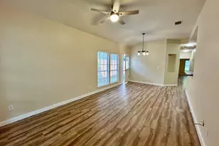 8710 Weiser Dr, Austin, TX 78729 - Photo 2