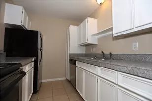 400 W 35th St, Austin, TX 78705 - Photo 6