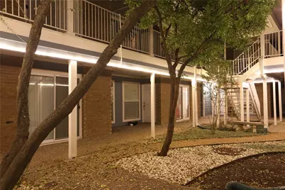 400 W 35th Street #202, Austin, TX 78705 - Photo 16