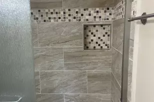 400 W 35th St, Austin, TX 78705 - Photo 12