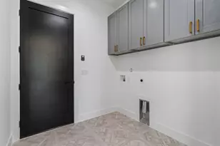 501 E Burton St, Manor, TX 78653 - Photo 10