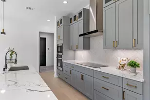 501 E Burton St, Manor, TX 78653 - Photo 6