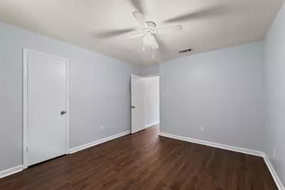 2011 E Stassney Lane #B, Austin, TX 78744 - Photo 14
