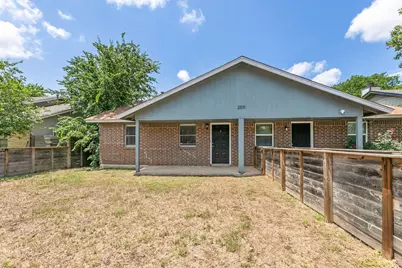 2011 E Stassney Lane #B, Austin, TX 78744 - Photo 1