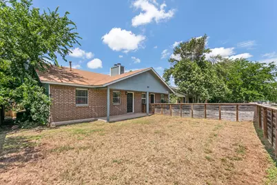 2011 E Stassney Lane #B, Austin, TX 78744 - Photo 2