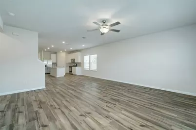 143 Short Toed Swoop, Cedar Creek, TX 78612 - Photo 8