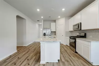 143 Short Toed Swoop, Cedar Creek, TX 78612 - Photo 10