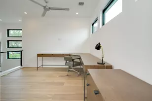 2415 McCall Rd, Austin, TX 78703 - Photo 32
