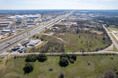 1701 Manchaca Springs Road, Buda, TX 78610 - Photo 2