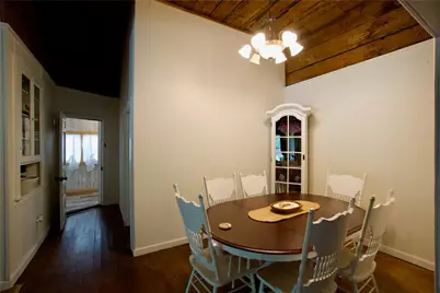 1704 N Houston Avenue, Cameron, TX 76520 - Photo 10