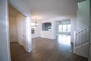 2105 Ebony Dove St, Round Rock, TX 78664 - Photo 2