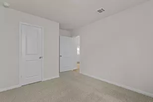 129 Raymondville Path, San Marcos, TX 78666 - Photo 14