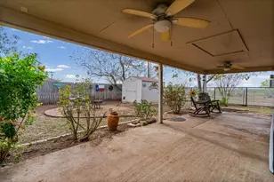 751 Blair Ave, Bastrop, TX 78602 - Photo 24