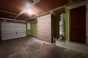 10409 Golden Meadow Dr, Austin, TX 78758 - Photo 18