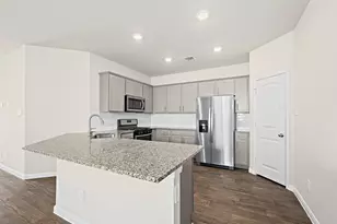 142 Solitude Dr, San Marcos, TX 78666 - Photo 14