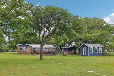 145 Oak Point Drive, Tow, TX 78672 - Photo 2