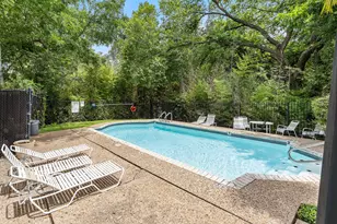 3839 Dry Creek Dr, Austin, TX 78731 - Photo 4
