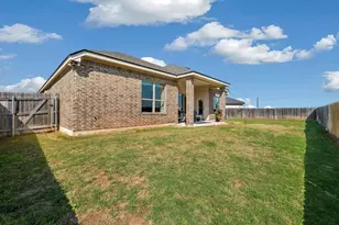 125 Citation Dr, Jarrell, TX 76537 - Photo 24