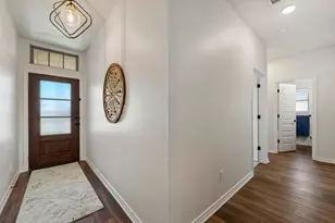 125 Citation Dr, Jarrell, TX 76537 - Photo 6