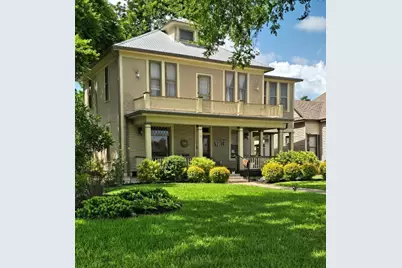 622 W 7th Street, Taylor, TX 76574 - Photo 1