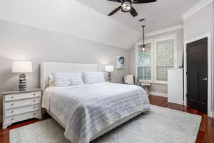 10025 Scull Creek Dr, Austin, TX 78730 - Photo 4