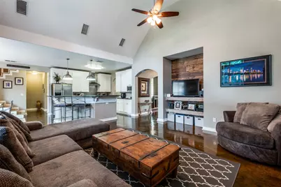 20501 Bee Hive Lane, Spicewood, TX 78669 - Photo 10