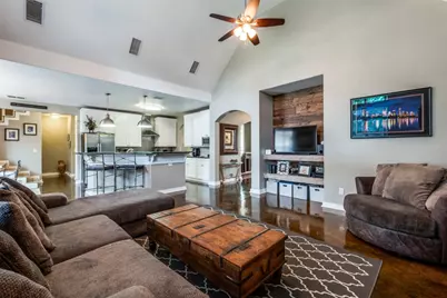 20501 Bee Hive Lane, Spicewood, TX 78669 - Photo 10