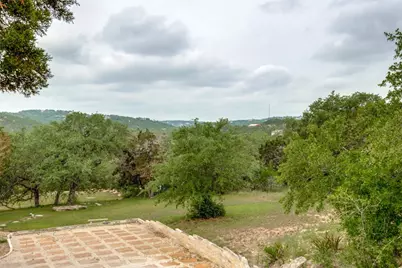 20501 Bee Hive Lane, Spicewood, TX 78669 - Photo 26