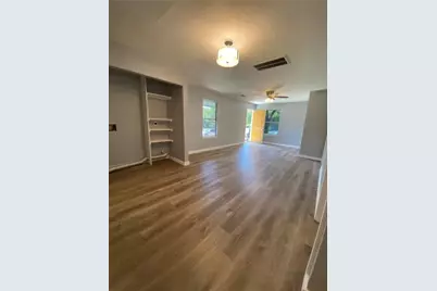 511 Central Avenue #A, Elgin, TX 78621 - Photo 4