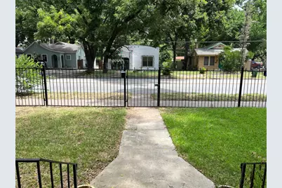 2511 E Cesar Chavez Street, Austin, TX 78702 - Photo 2