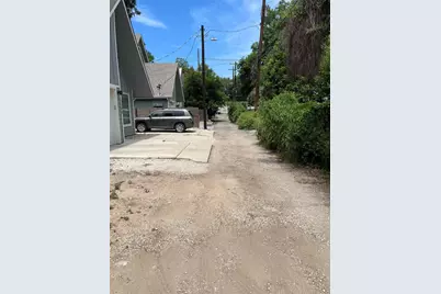 2511 E Cesar Chavez Street, Austin, TX 78702 - Photo 10