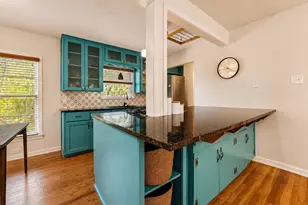 2209 La Casa Dr, Austin, TX 78704 - Photo 6