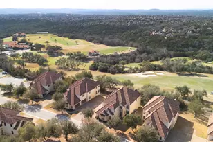 2210 University Club Dr, Austin, TX 78732 - Photo 24
