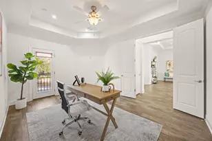 2210 University Club Dr, Austin, TX 78732 - Photo 20