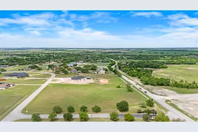 377 Heritage Loop, Hutto, TX 78634 - Photo 6