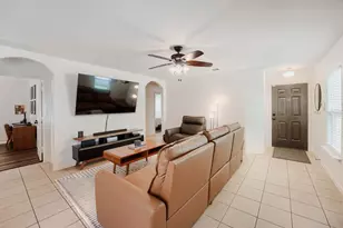 116 Millers Loop, Jarrell, TX 76537 - Photo 4