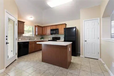 4423 Meadowside Lane, Round Rock, TX 78665 - Photo 8