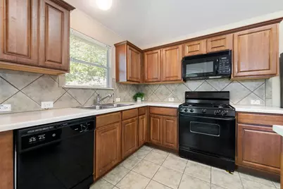 4423 Meadowside Lane, Round Rock, TX 78665 - Photo 10