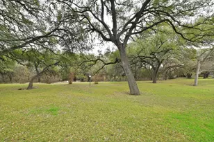 1601 Faro Dr, Austin, TX 78741 - Photo 22