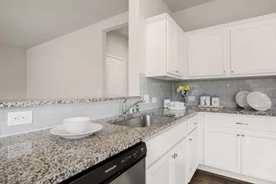 13925 Heywood Drive, Pflugerville, TX 78660 - Photo 18