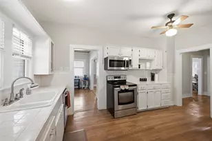 255 S Lampasas St, Bertram, TX 78605 - Photo 14