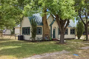 255 S Lampasas St, Bertram, TX 78605 - Photo 2