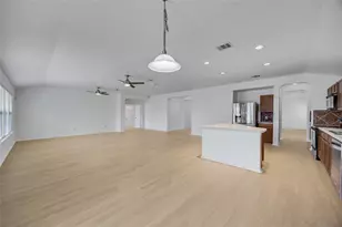 19700 San Chisolm Dr, Round Rock, TX 78664 - Photo 12