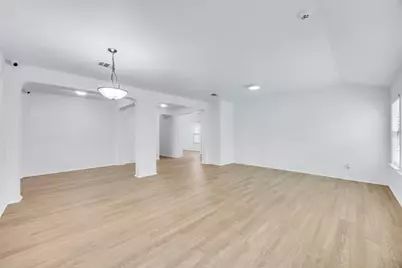 19700 San Chisolm Drive, Round Rock, TX 78664 - Photo 6