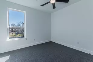 1010 E Marble St, Burnet, TX 78611 - Photo 16