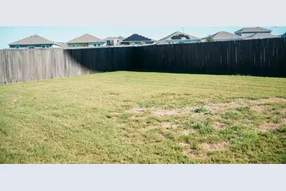 18709 Rushmore Street, Manor, TX 78653 - Photo 8